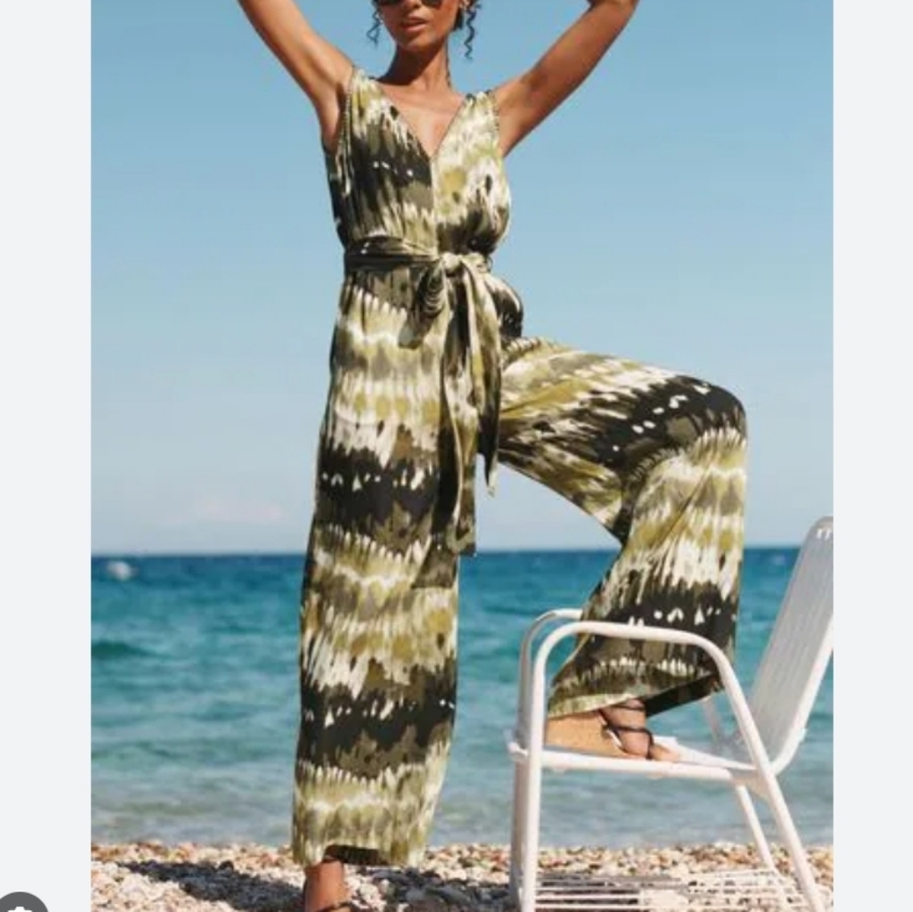 Next Wide Leg jumpsuit Belted Rayon Womens 12 Print Tie Dye Watercolor Vacation